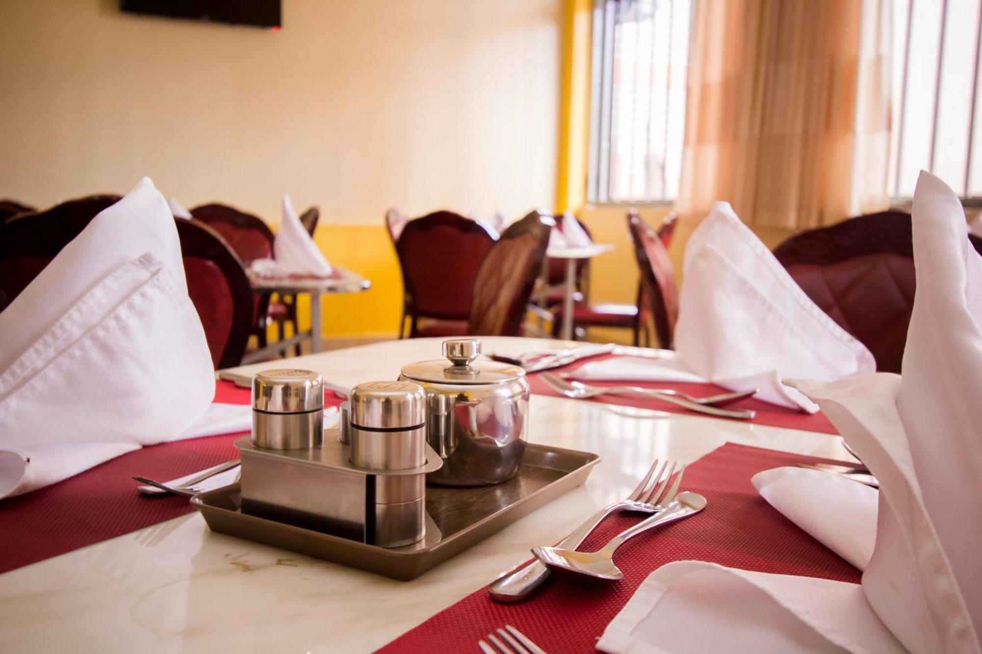 Paleo Hotel And Spa Thika Luaran gambar