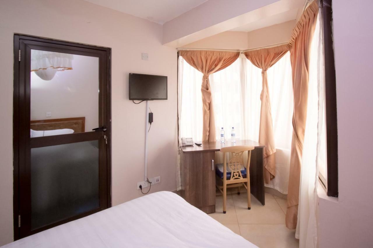 Paleo Hotel And Spa Thika Luaran gambar
